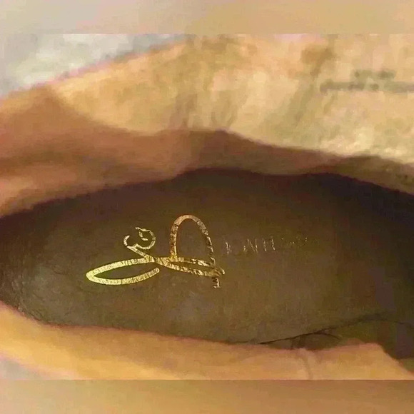 Joan‎ & David Women’s Suede Leather Tan Color Ankle Booties Size 9.5 - Picture 10 of 13